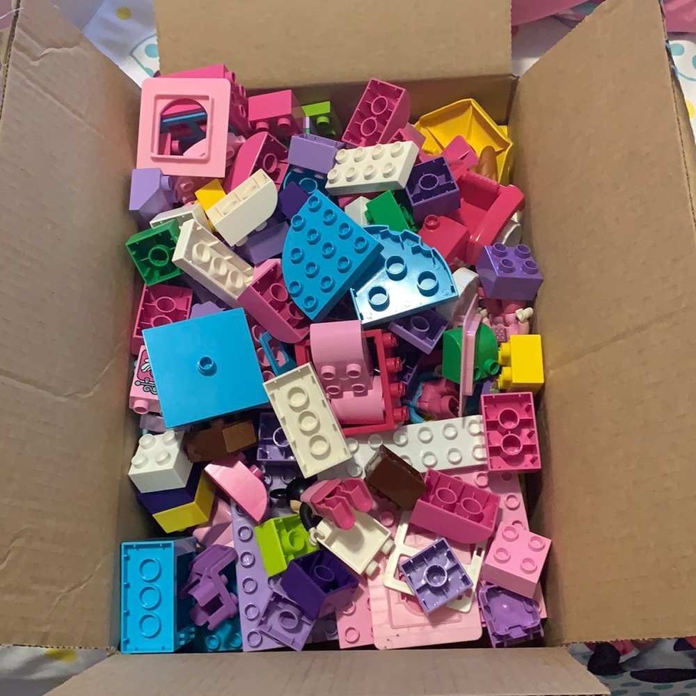 Minnie Mouse Themed Legos